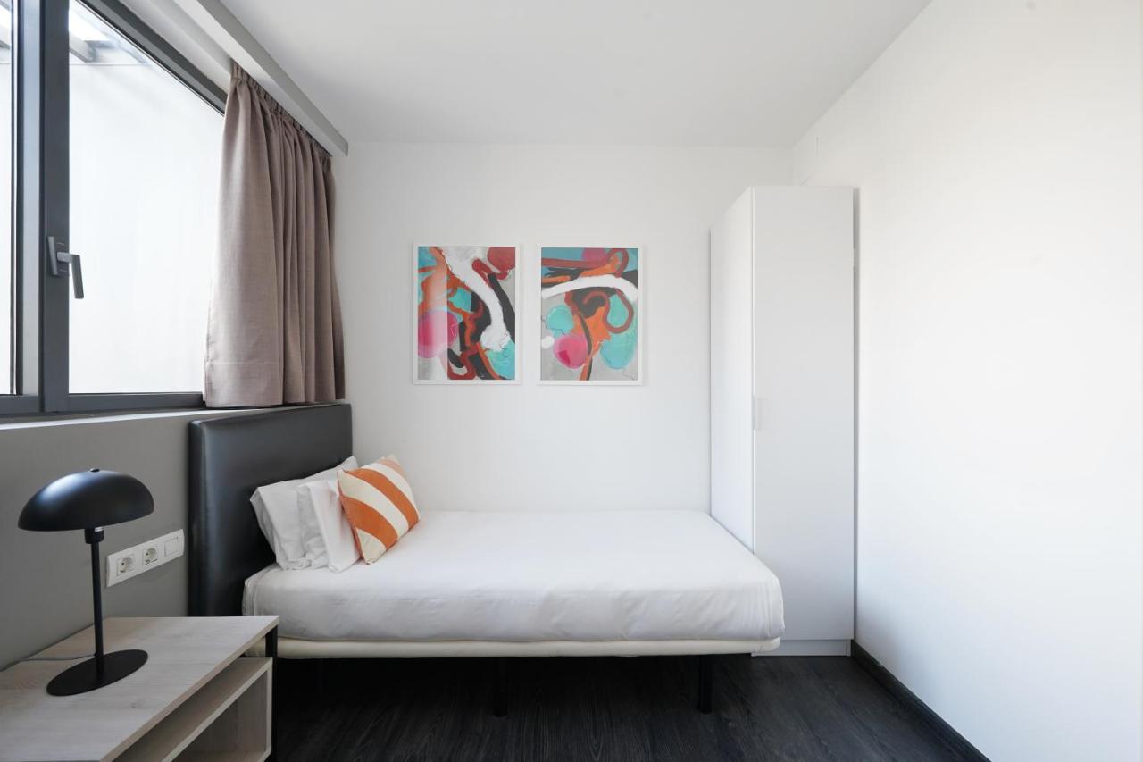 Numa I Colmena Apartments Barcelona Ngoại thất bức ảnh